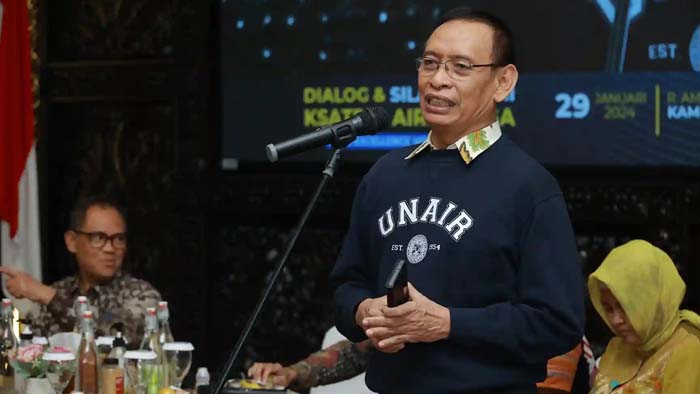 Rektor UNAIR Beri Tiga Pesan Penting bagi Caleg Alumni Menjelang Pemilu