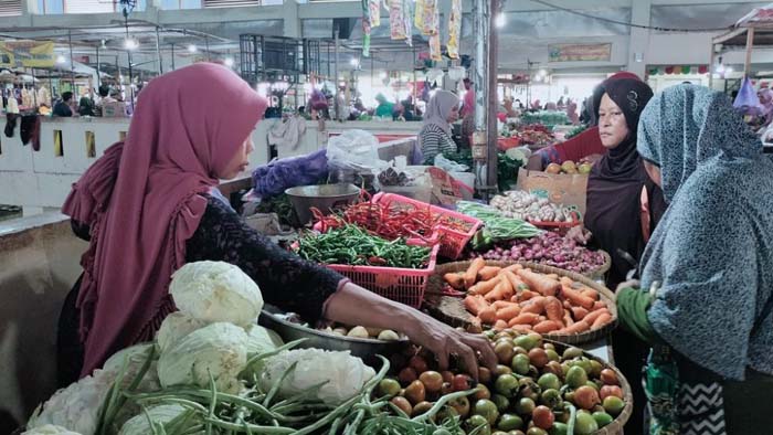 Kenaikan Harga Sayuran Picu Kekhawatiran di Pasar Batang