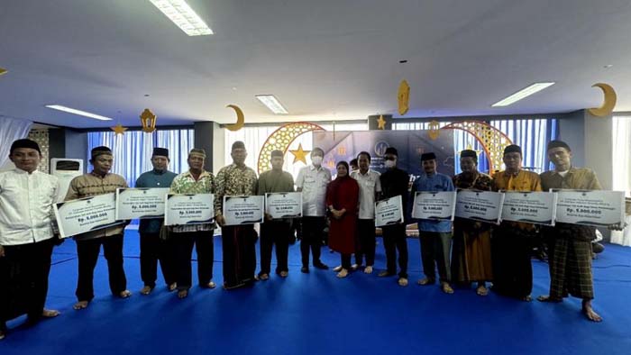 Grand Batang City Gelar Buka Bersama dan Serahkan Food Truck untuk Desa Ketanggan