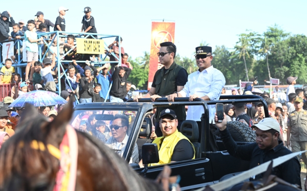 Menpora Dito Saksikan Lomba Pacuan Kuda di Ambalresmi Kebumen