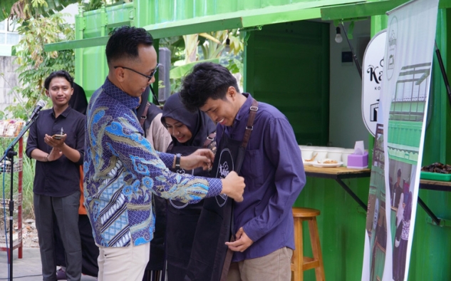 Latih Jiwa Entrepreneur Mahasiswa, Dompet Dhuafa Launching Kantin Kontainer di UIN Surakarta