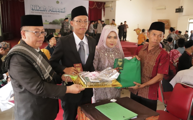 20 Pasang Pengantin di Palembang Ikuti Nikah Massal Gratis yang Diadakan Kemenag