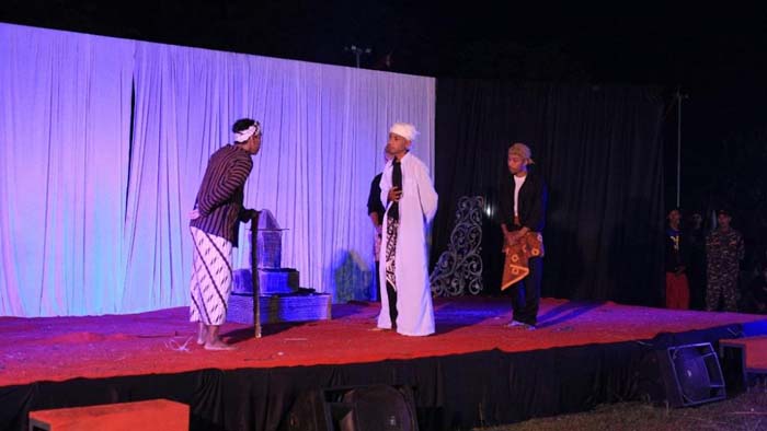 Generasi Muda Desa Pretek Kenang Kiprah Mbah Daimun Lewat Drama Kolosal