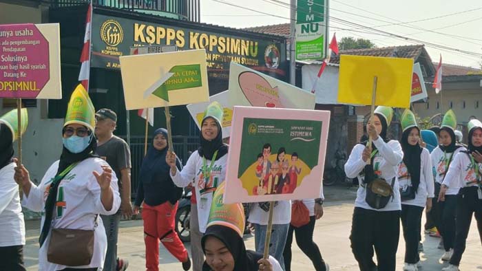 KSPPS KOPSIMNU Batang Gelar Jalan Sehat di Harlah Ke-24, Dihadiri Ribuan Peserta