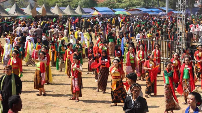 Gelar Tari Tayub Massal 3.000 Penari Meriahkan Blora Culture Festival 2024