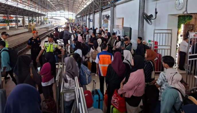 Semarang Sambut 100 Ribu Pemudik dengan Kereta Api Selama Arus Mudik Lebaran