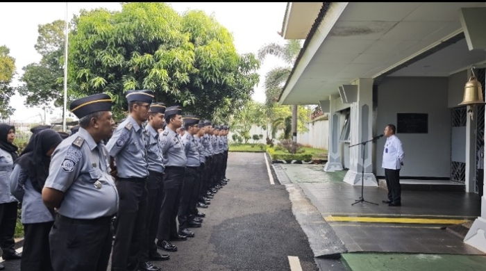 Apel Perdana Pasca Lebaran, Kepala Lapas Semarang Minta Pegawai Tingkatkan Disiplin