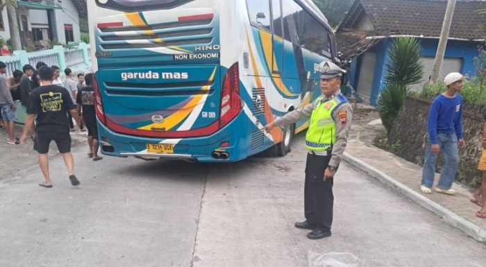 Rem Bus Garuda Mas di Semarang Blong, Tabrak Mobil dan Motor Berujung Satu Korban Tewas