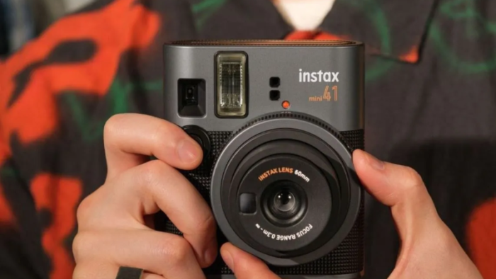 Fujifilm Rilis Instax Mini 41 di Indonesia, Kamera Retro dengan Sentuhan Modern