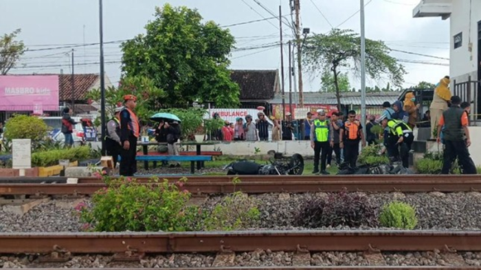 Tragedi Pelintasan Mangge,KA Malioboro Ekspres Tewaskan 4 Pengendara