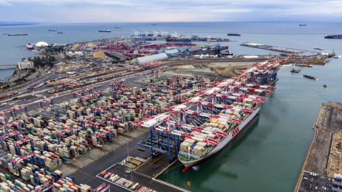Penurunan 50% Pekerja di Pelabuhan Utama AS Akibat Ketegangan Tarif