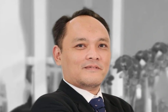 Dari UNAIR ke Kementerian: Kiprah Reghi Perdana dalam Dunia Kebijakan Publik