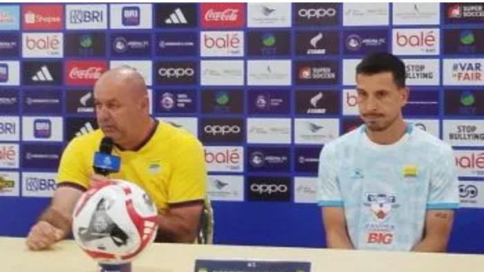 Persib Bandung Waspadai Arema FC, Hodak Akui Persiapan Singkat