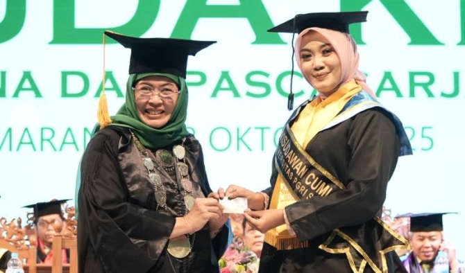 195 Wisudawan UPGRIS Lulus Tanpa Skripsi, Kok Bisa?