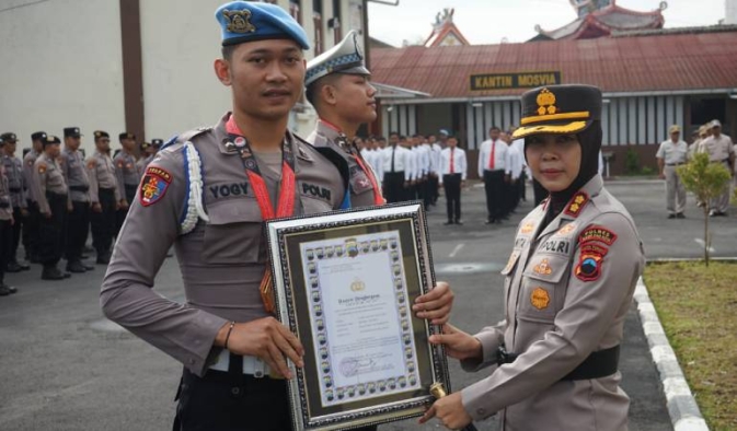 Dua Polisi Muda dari Polres Magelang Kota Jadi Inspirasi Usai Raih Prestasi di Ajang Bergengsi