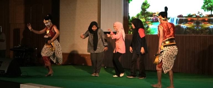 Rektor UPGRIS Ajak Para Mahasiswa Rawat Budaya Bangsa