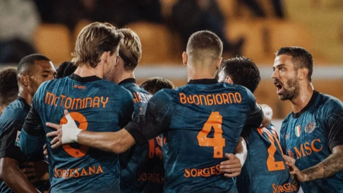 Napoli Tekuk Lecce 1-0, Kokoh di Puncak Klasemen Serie A