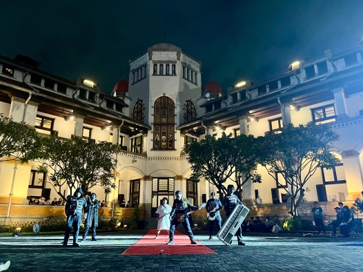KAI Wisata Ramaikan Lawang Sewu dengan Cosplay Carnival 2025, Kolaborasi Heritage dan Budaya Populer