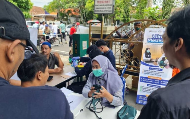 KAI Daop 5 Purwokerto Gelar Pemeriksaan Kesehatan Gratis bagi Warga Sekitar