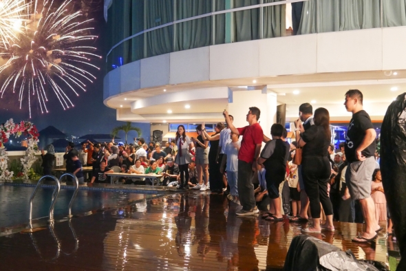 Rayakan Tahun Baru “IGNITE A NEW CHAPTER 2026” di HARRIS Hotel Sentraland Semarang