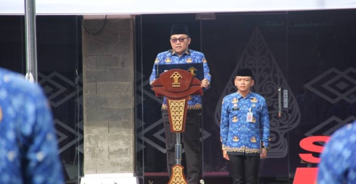 Kemenkum Jateng Gelar Upacara Peringatan Hari Pahlawan 2025: “Pahlawanku Teladanku, Terus Bergerak Melanjutkan Perjuangan”