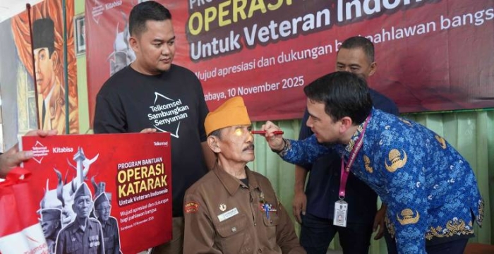 Hari Pahlawan, Telkomsel Gelar Operasi Katarak untuk Veteran dan Keluarganya di Surabaya