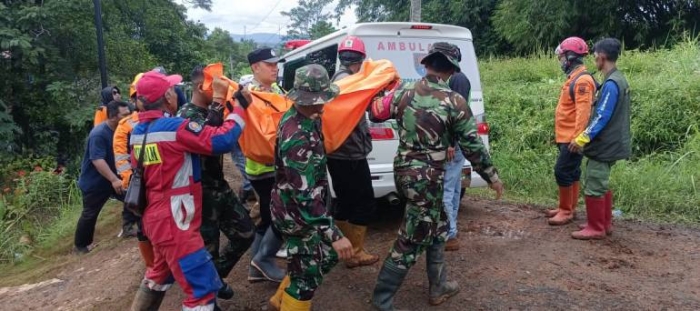 Tim SAR Gabungan Temukan 3 Jenazah Korban Longsor di Cilacap