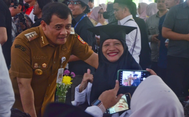 1000 KPM Lulus Jadi PKH, Gubernur Jateng Dorong Kemandirian Warga 