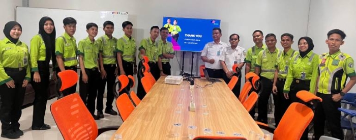 Persiapan Nataru 2025, Resclean Gelar Pembinaan untuk Petugas OSC di Stasiun Bekasi