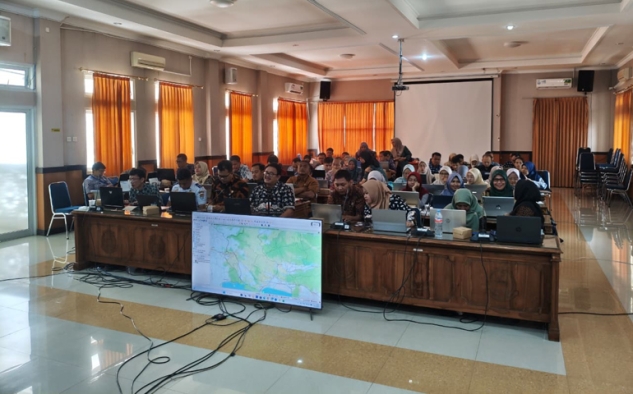 Pemkab Cilacap Hadirkan Narasumber dari BIG di Bimtek Pengelolaan Data Geospasial untuk Aparatur