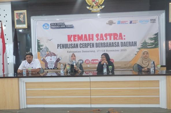 Kemah Sastra 2025 Perkuat Kreativitas Siswa dalam Penulisan Cerpen Berbahasa Jawa