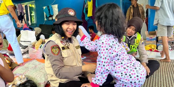 Tim Trauma Healing Pulihkan Tawa Anak-Anak di Pengungsian di Cilacap dan Banjarnegara