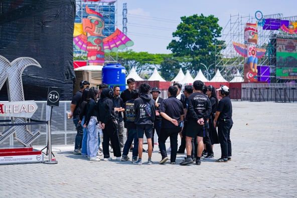 KAI Wisata Kolaborasi Strategis dengan KAI Hadirkan Now Playing Festival 2025 di Bandung