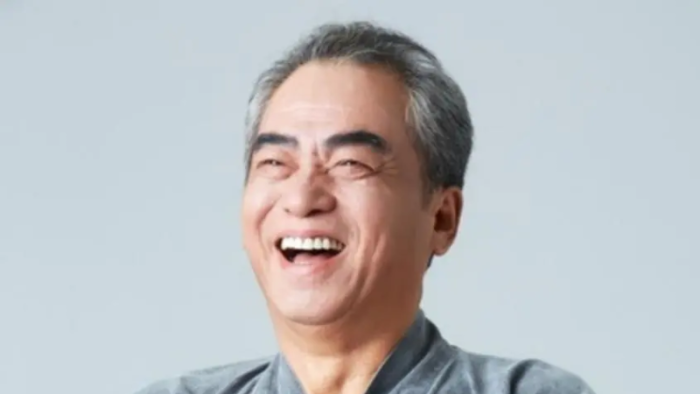 Aktor Senior Lee Moon Soo Tutup Usia di…