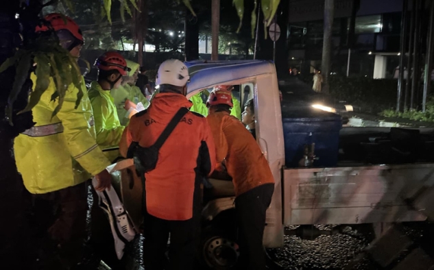 Terjadi Laka Lantas di Depo Sleman, Satu Orang Terjebak Bodi Kendaraan