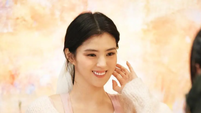 Han So Hee Tampil Intens dalam Foto Terbaru Film Kriminal “Project Y”