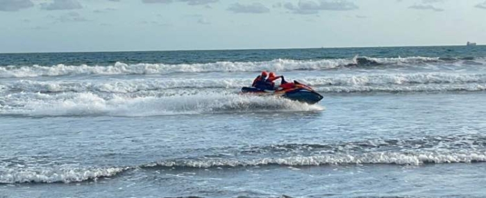 Seorang Pemancing Terseret Ombak di Pantai Lengkong Mertasinga Cilacap