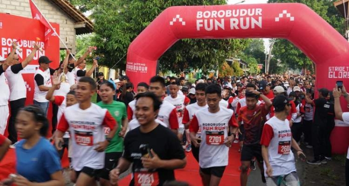 Bank Jateng Borobudur Marathon 2025 Ditutup Meriah, 2.000 Pelari Ikuti Fun Run dan Dorong UMKM