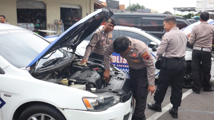 Polres Semarang Sidak Kondisi 75 Kendaraan Dinas