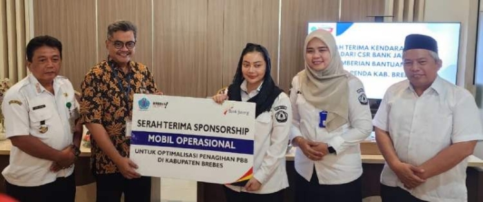 Perkuat Sinergi, Bank Jateng Bantu Mobil Operasional Pemda Brebes