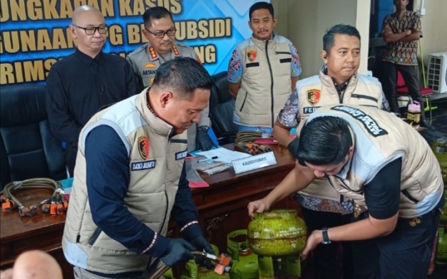 Polisi Ungkap Adanya Aktivitas Pengoplosan Gas Elpiji di Semarang