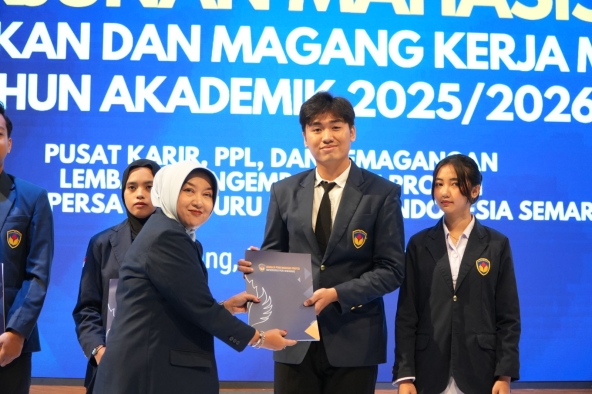 1.262 Mahasiswa UPGRIS Siap Mengabdi untuk Mengikuti Program Magang Kependidikan 