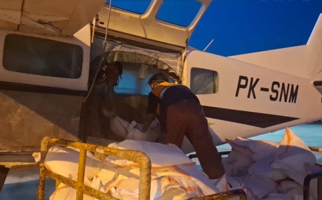 Satu Ton NaCl Disemai di Perairan Utara Jateng