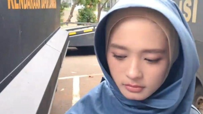 Pihak Inara Rusli Tegaskan Hak Asuh Anak Ada di Tangan Ibu, Desak Virgoun Patuhi Putusan