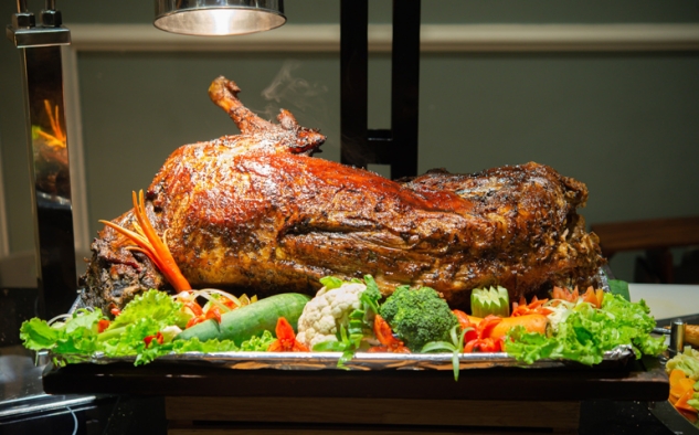 Gumaya Tower Hotel Semarang Tawarkan Berbuka Puasa All You Can Eat dengan Olahan Daging Terbanyak 