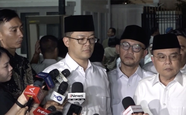 Gerindra Instruksikan Kadernya Bersihkan Atribut HUT, Sugiono: Mohon Maaf Ganggu Masyarakat