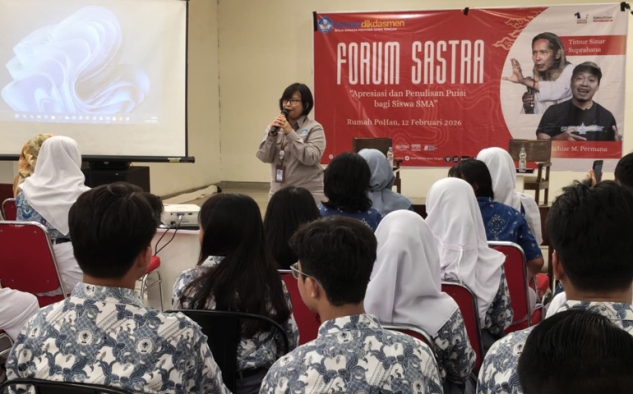 BBPJT Ajak Siswa SMA Apresiasi Puisi di Kota Lama Semarang 