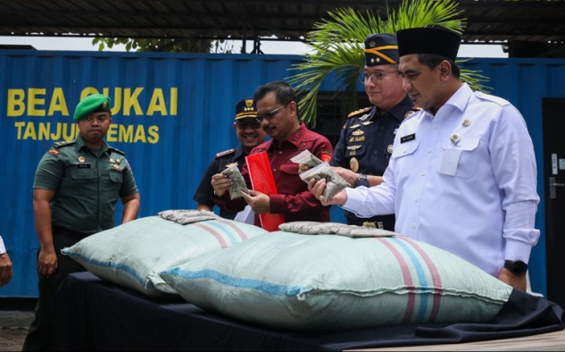 Wagub Jateng Apresiasi Sinergi Aparat dalam Pengungkapan Kasus Penyelundupan Kratom