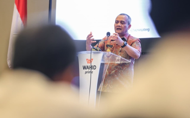 Gubernur Jateng Salurkan Bantuan Usaha Rp5,25 Miliar untuk 1.750 Mustahik