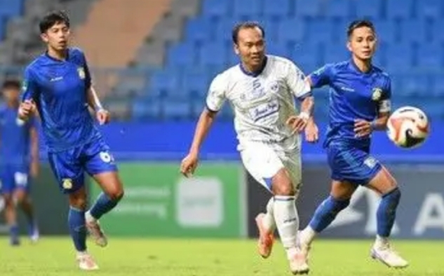 PSIS Semarang dan Persiba Balikpapan Berbagi Poin di Batakan